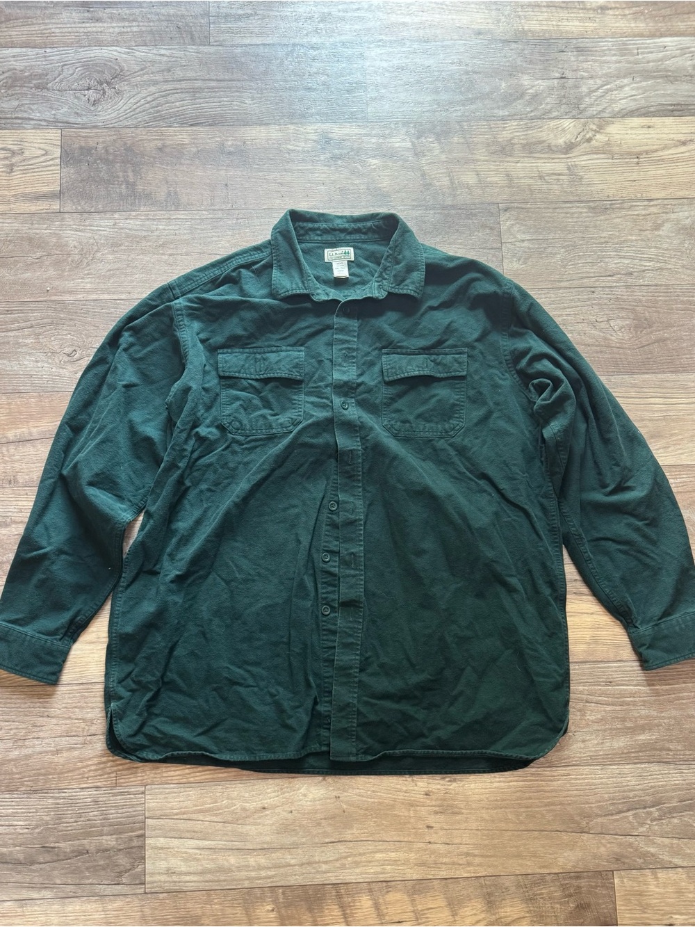Men’s Vintage LL Bean Button Up Long Sleeve Shirt